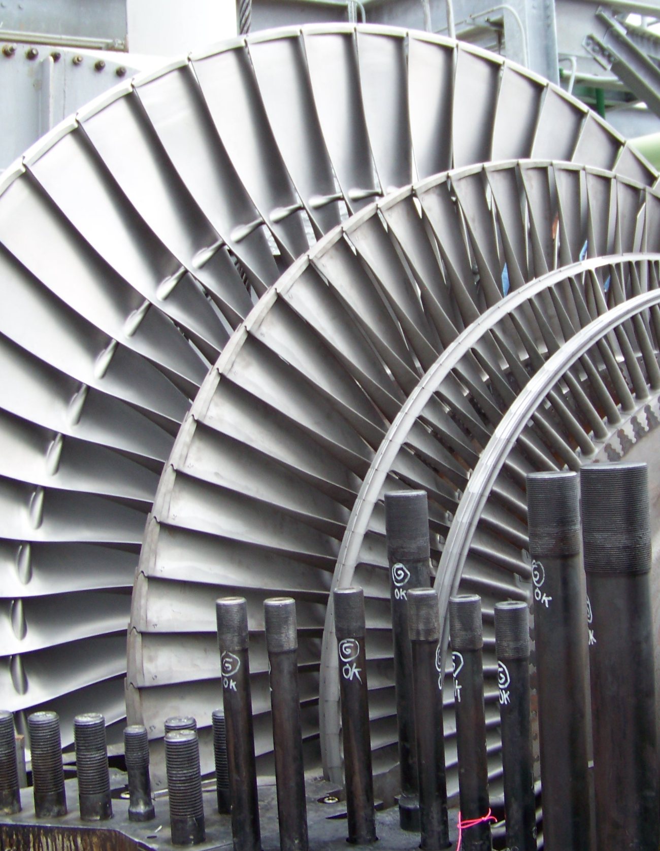 Turbine diaphragm blade rows opened for inspection
